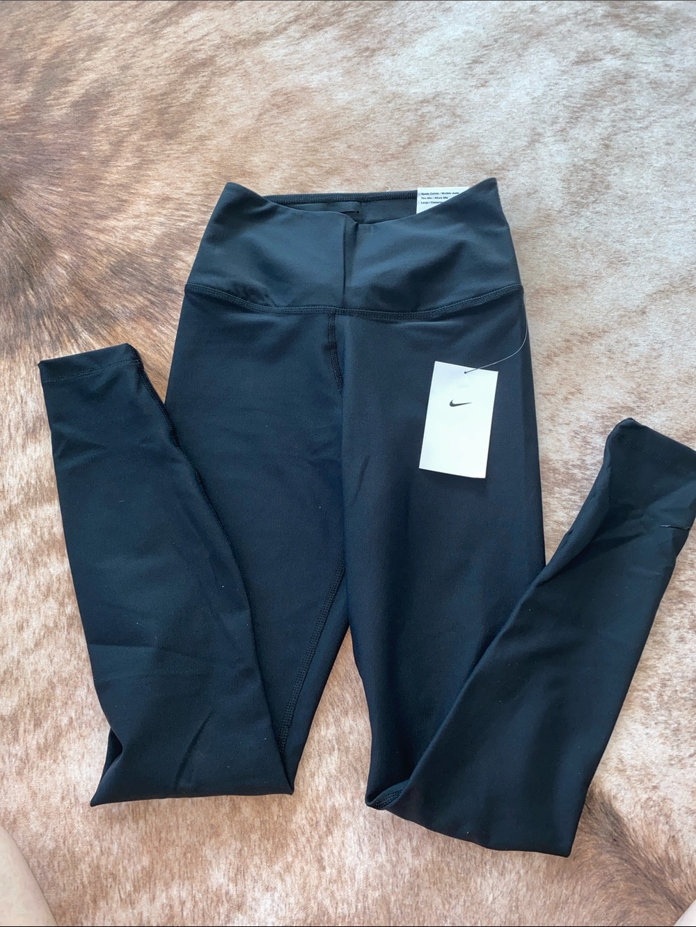 Nike Black Women's High-Rise Leggings